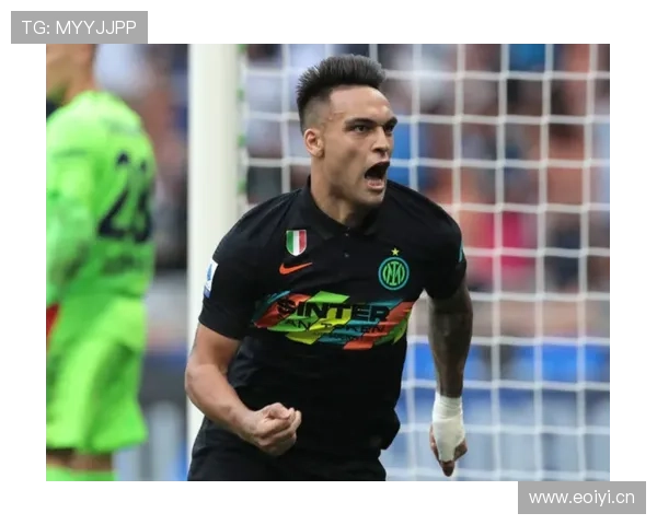 奥布拉克指挥防线能力持续提升,防守组织表现稳健 奥布拉克指挥防线能力持续提升,防守组织表现稳健