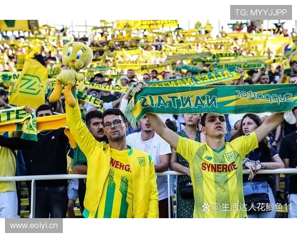 多特蒙德防线屡遭打穿,全队站位混乱成主要症结 多特蒙德防线屡遭打穿,全队站位混乱成主要症结