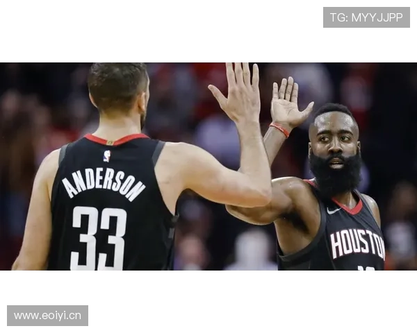 扎伊恩利用突破拉开内线空间效果明显，效率提升明显